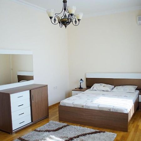 Nizami Street Apartamento Baku Exterior foto