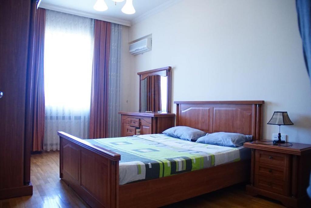Nizami Street Apartamento Baku Exterior foto